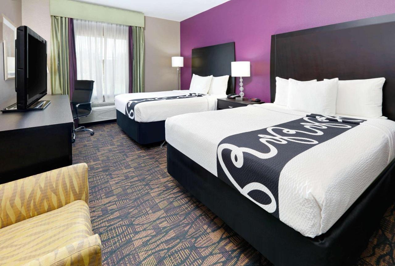 Hotel La Quinta By Wyndham Jourdanton - Pleasanton Extérieur photo